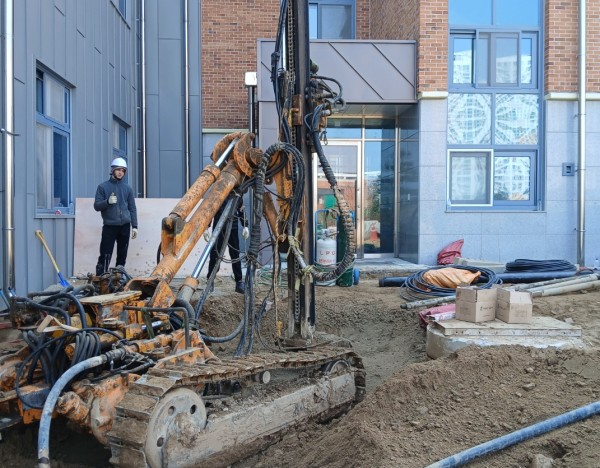 원주 ㅇㅇ중  65마이크로파일 공사 - 2025. 03